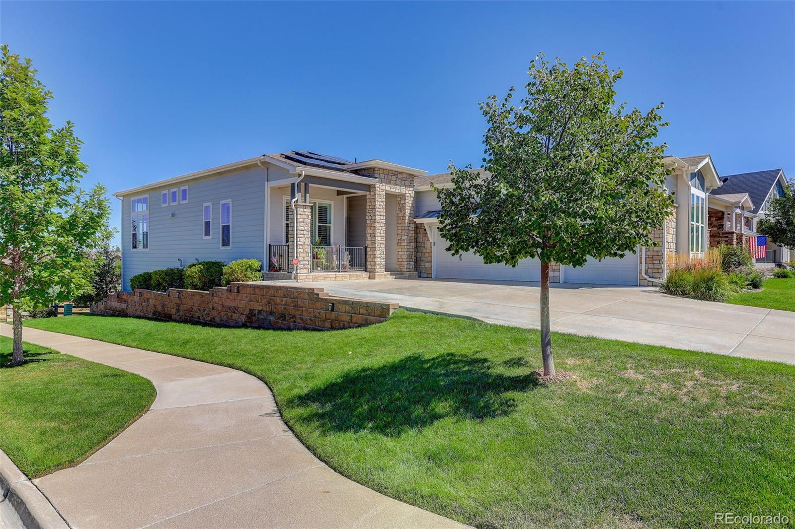 8736 Holman Circle