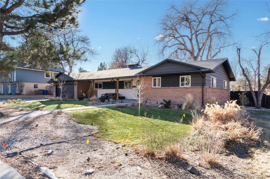 Photo of 7125 S Depew Street, Littleton, CO 80128 (MLS # 9616325)