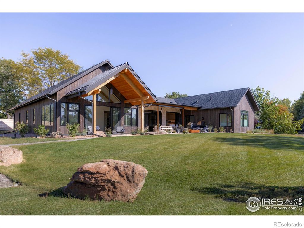 Photo of 8003 Sagebrush Court, Boulder, CO 80301 (MLS # IR1045217)