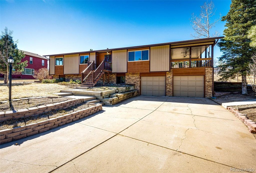 Photo of 6920 Hillside Way, Parker, CO 80134 (MLS # 2479564)
