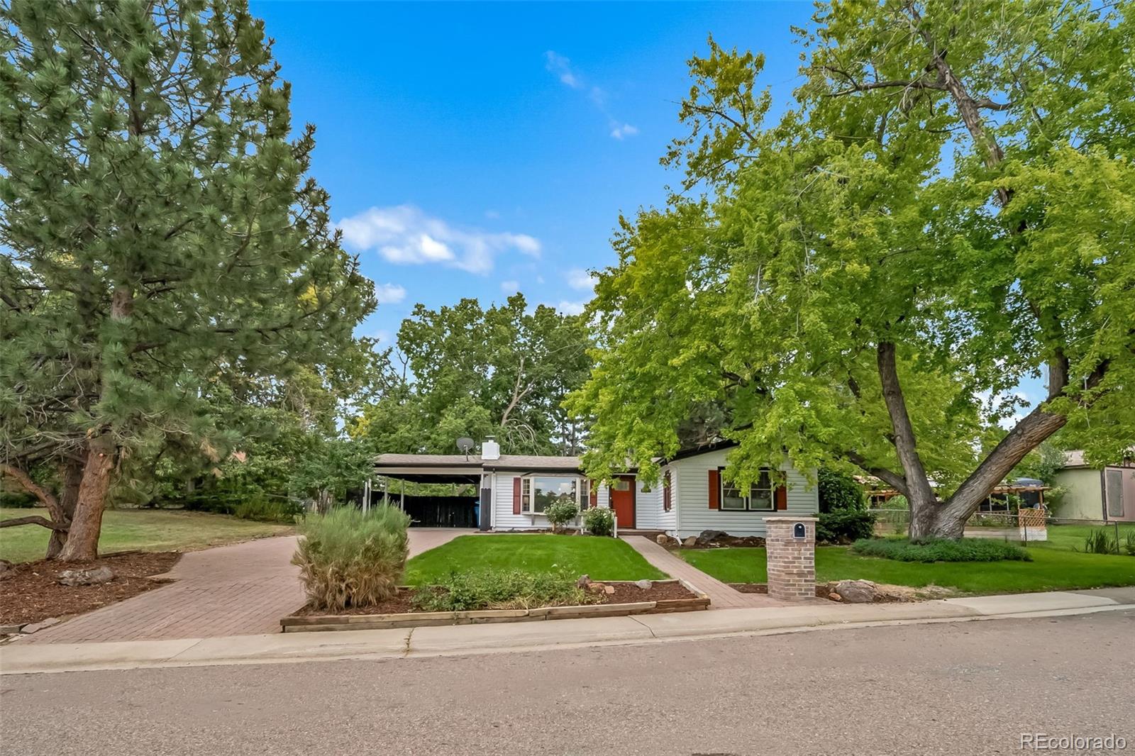 10070 W 9th Drive
