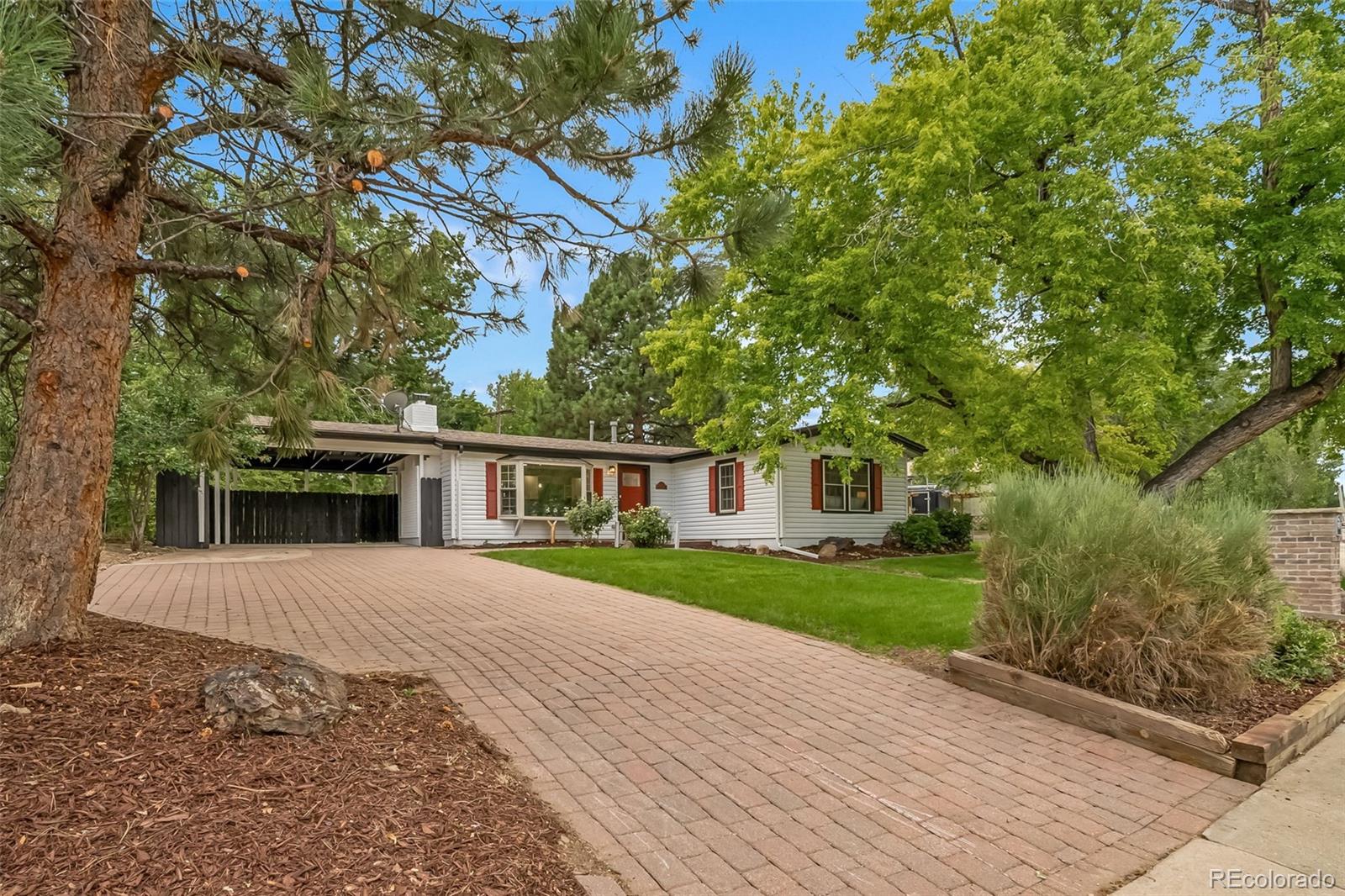 10070 W 9th Drive