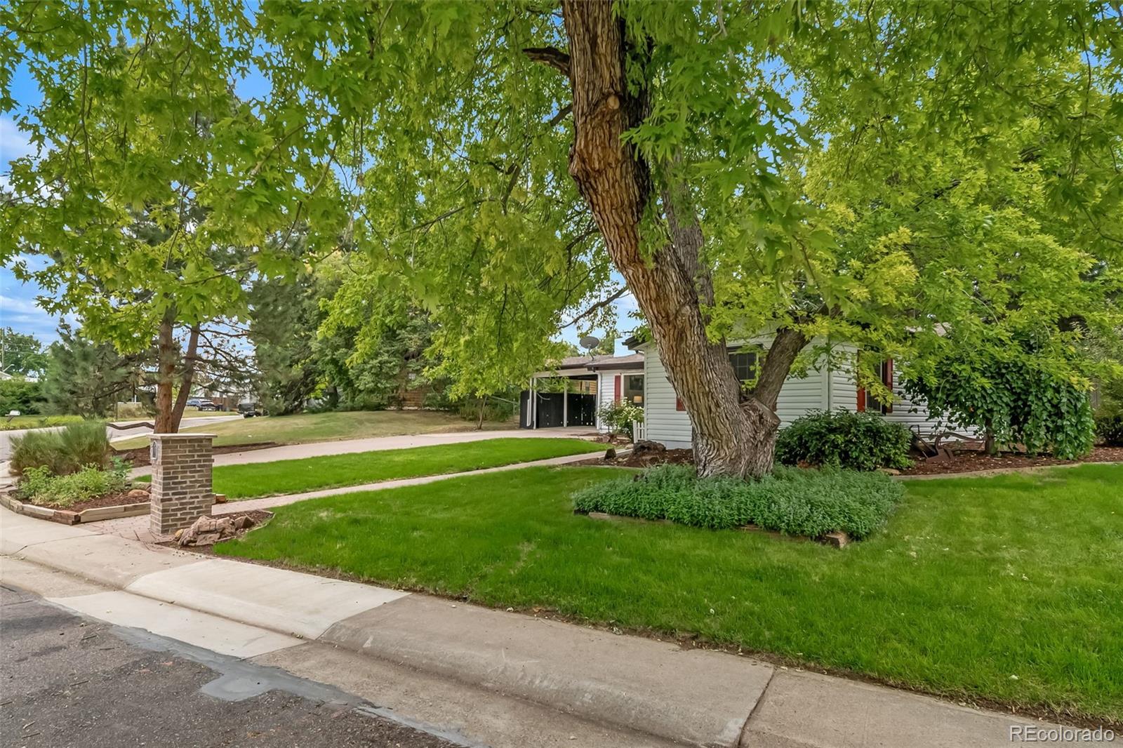 10070 W 9th Drive