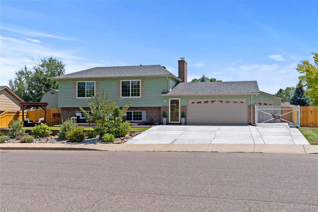 Photo of 4610 S Garrison Street, Littleton, CO 80123 (MLS # 8153536)