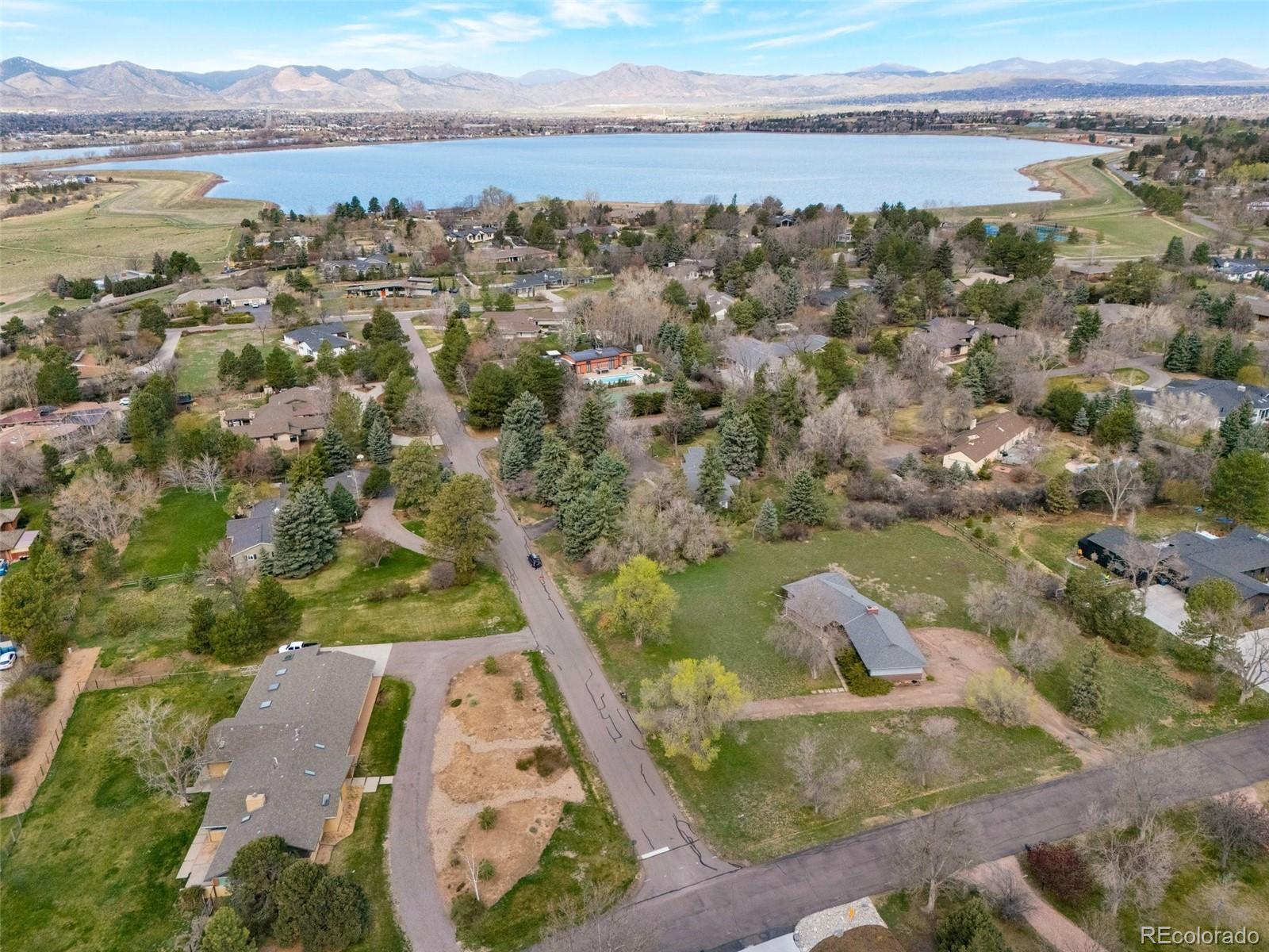 4901 Redwood Drive