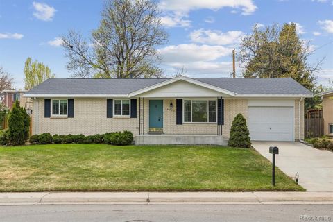 Photo of 10690 W 8th Place, Lakewood, CO 80215 (MLS # 4913113)