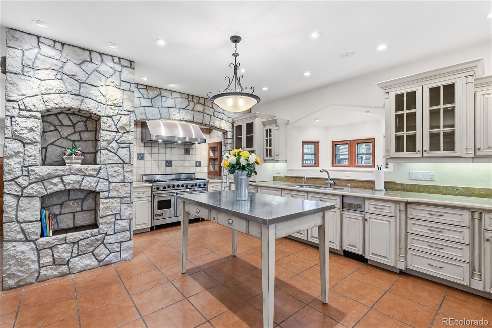 54 Boulder Cir, Breckenridge, CO, 80424, USA, 7 Bedrooms Bedrooms, ,6 BathroomsBathrooms,Residential,Active,54 Boulder Cir,9553539