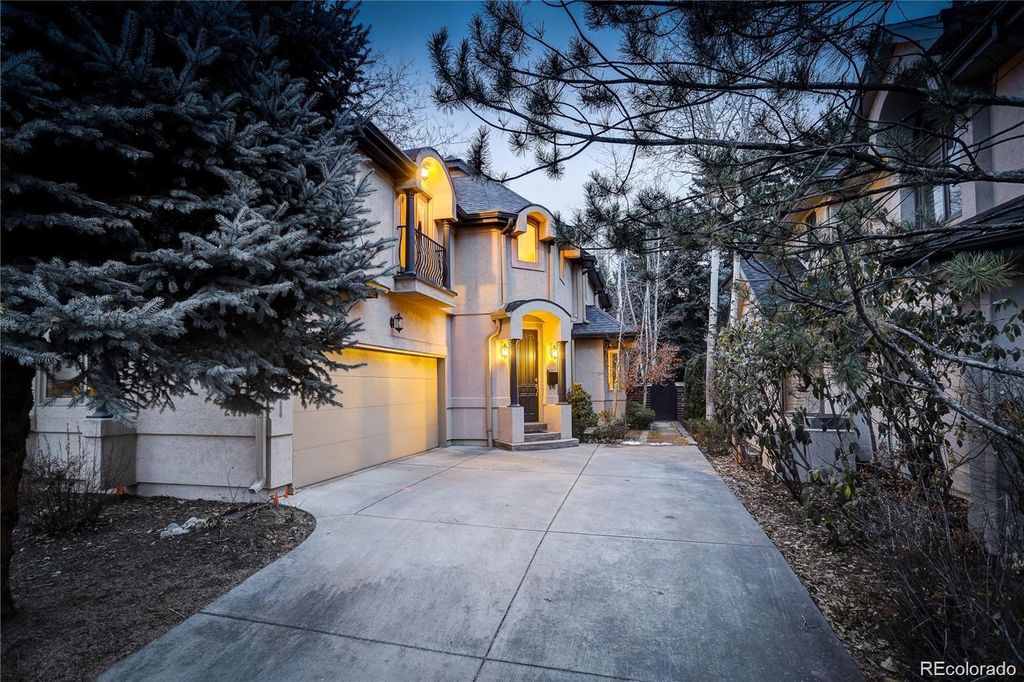 Photo of 2417 E Cedar Avenue, Denver, CO 80209 (MLS # 5112894)