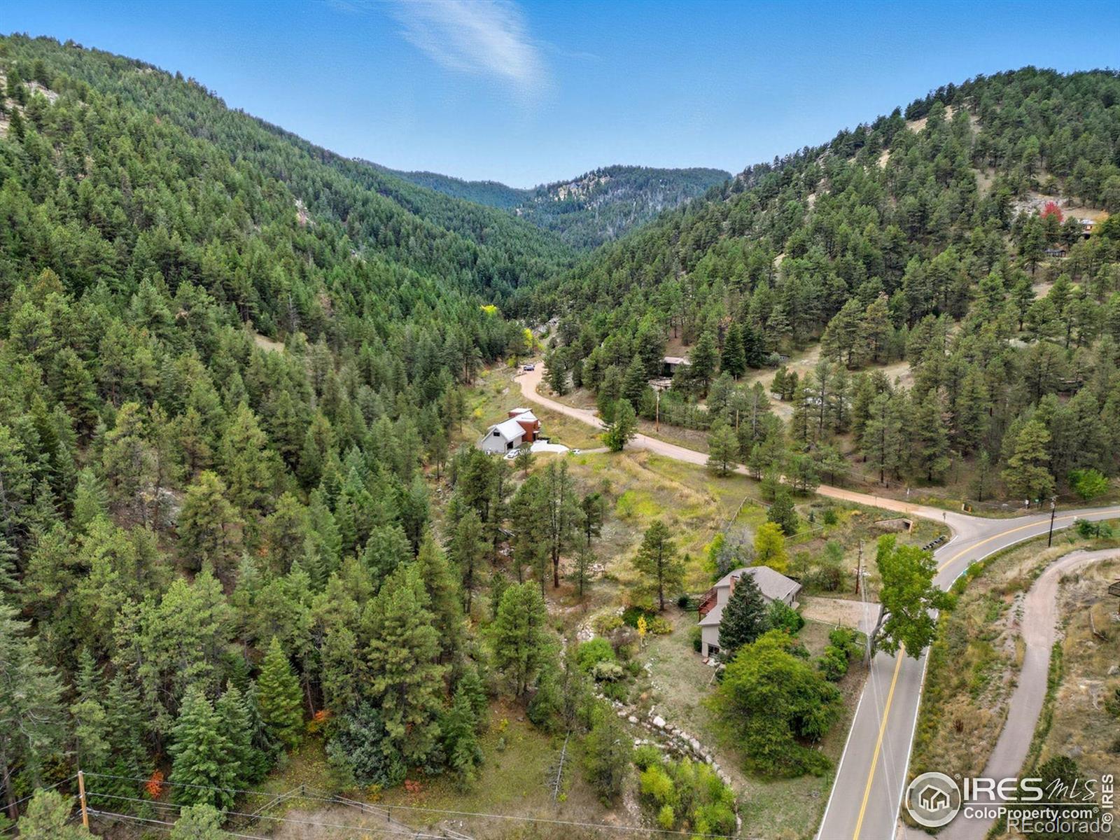 1037 Wagonwheel Gap Road