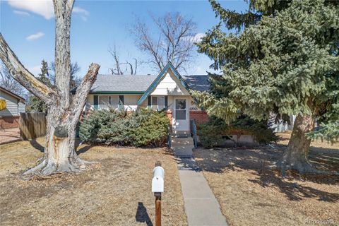 Photo of 466 S Routt Way, Lakewood, CO 80226 (MLS # 2596255)