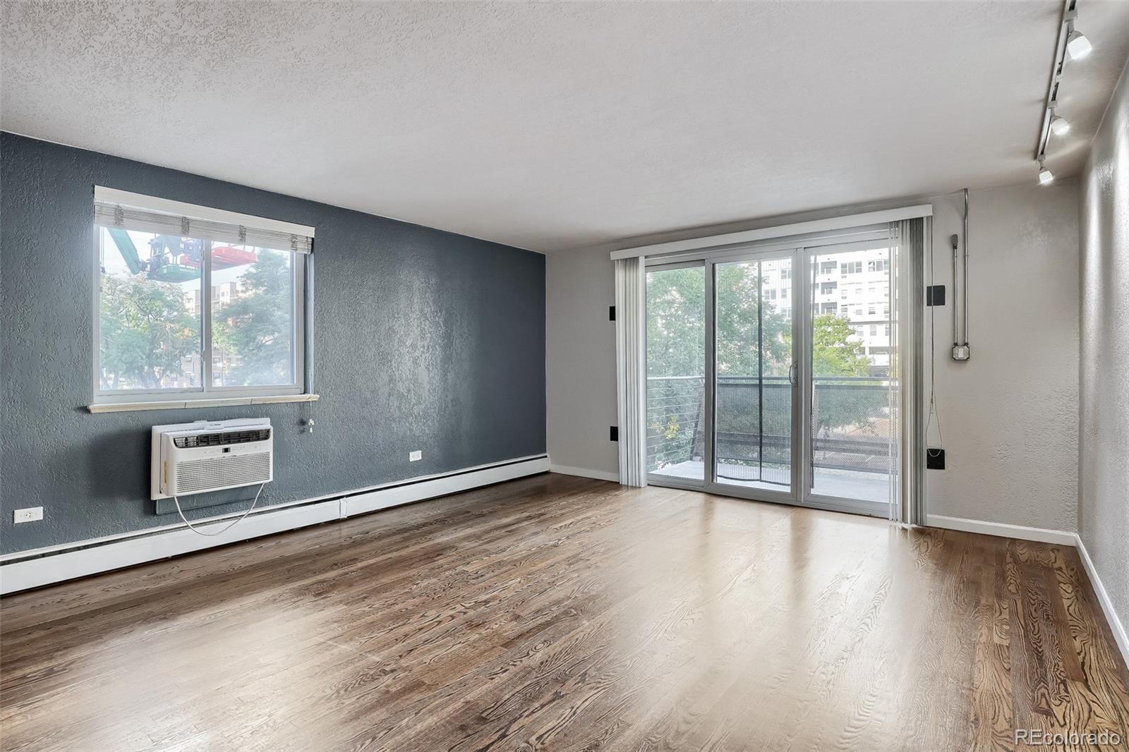 1336 N Logan Street 302