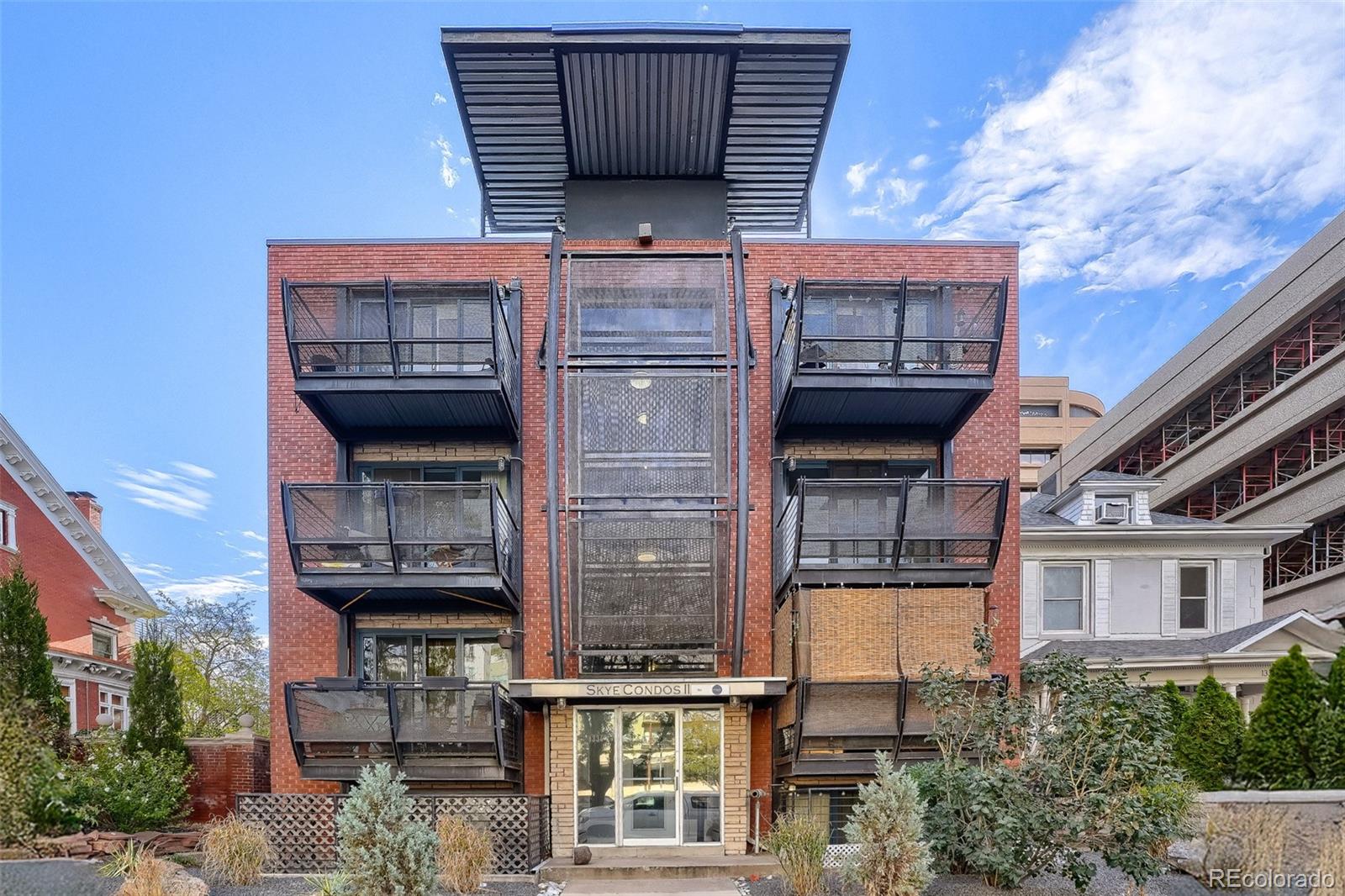 1336 N Logan Street 302