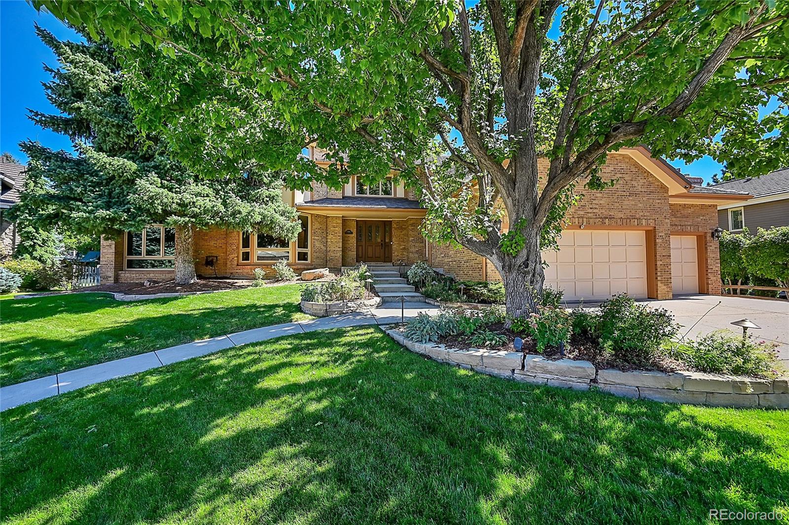 8136 S Glencoe Court