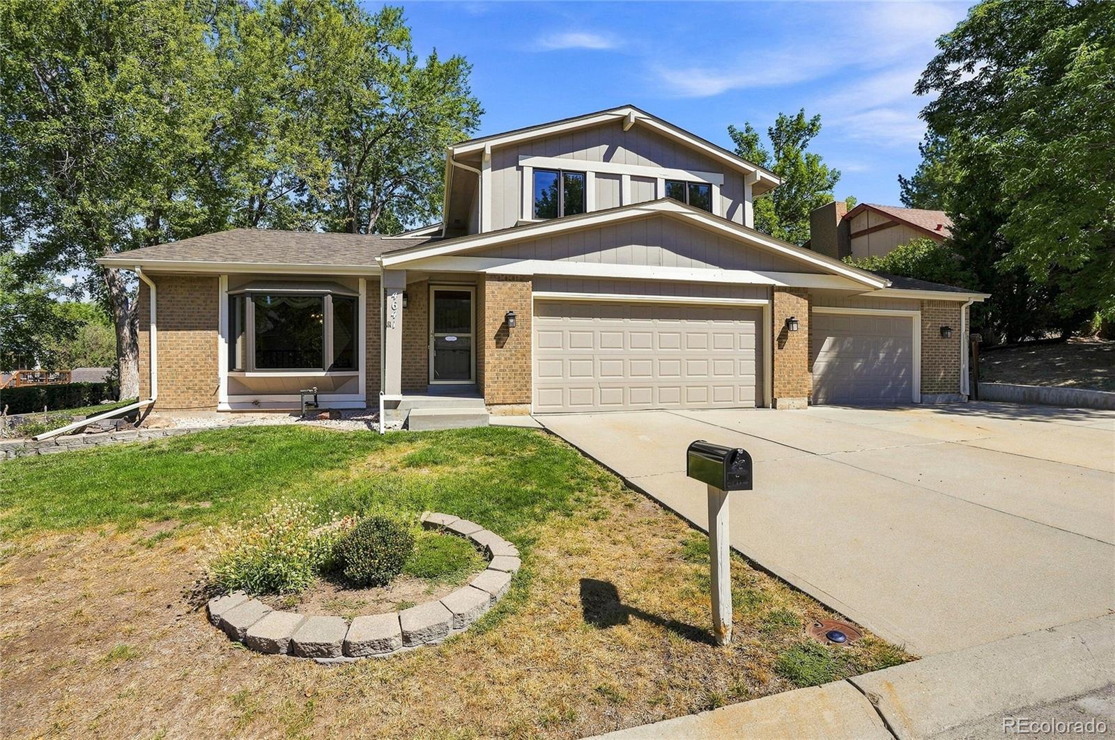 4641 W 108th Place