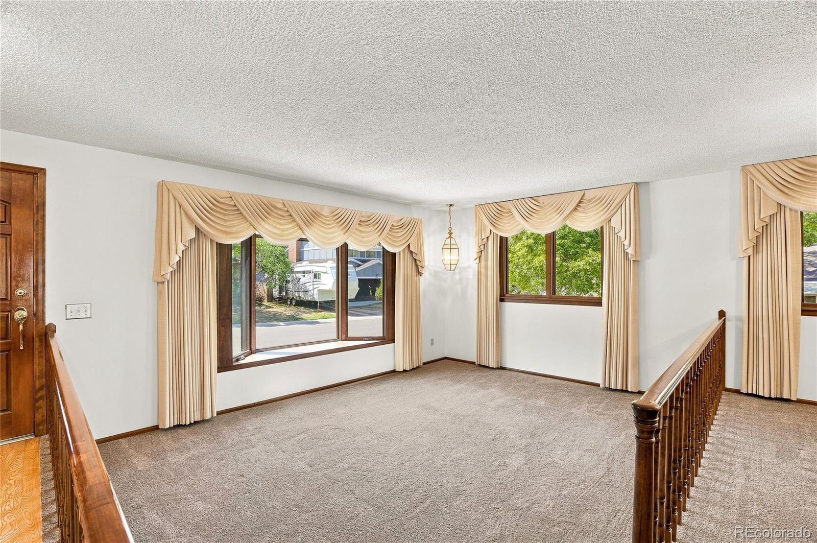 4641 W 108th Place