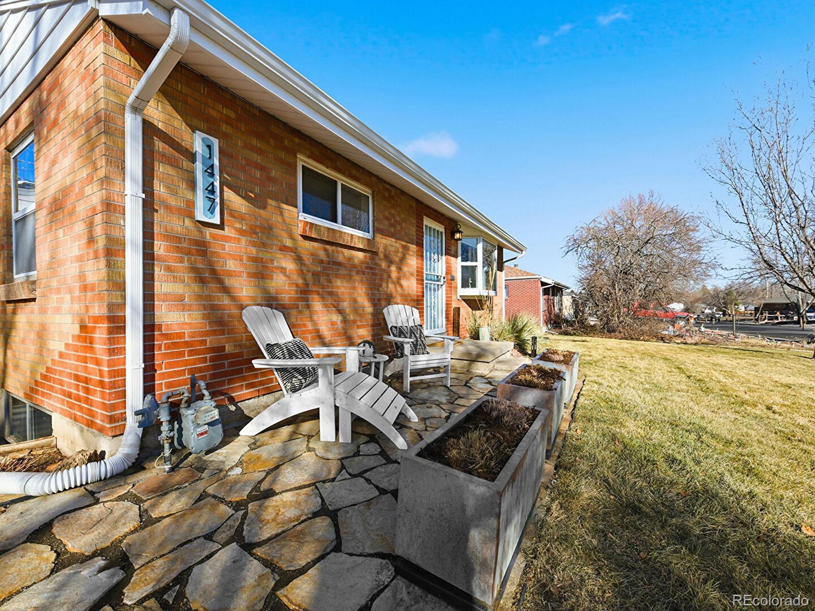 1447 S Xavier Street