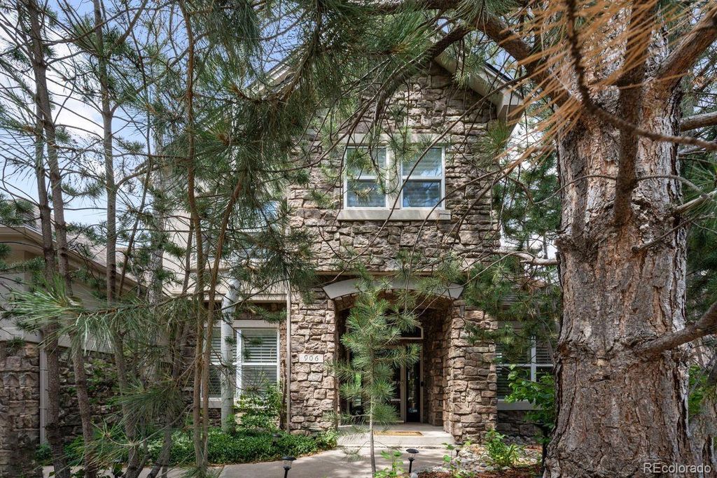 Photo of 906 Greenridge Lane, Castle Pines, CO 80108 (MLS # 8515552)