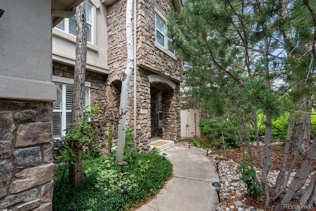 Photo of 906 Greenridge Lane, Castle Pines, CO 80108 (MLS # 8515552)