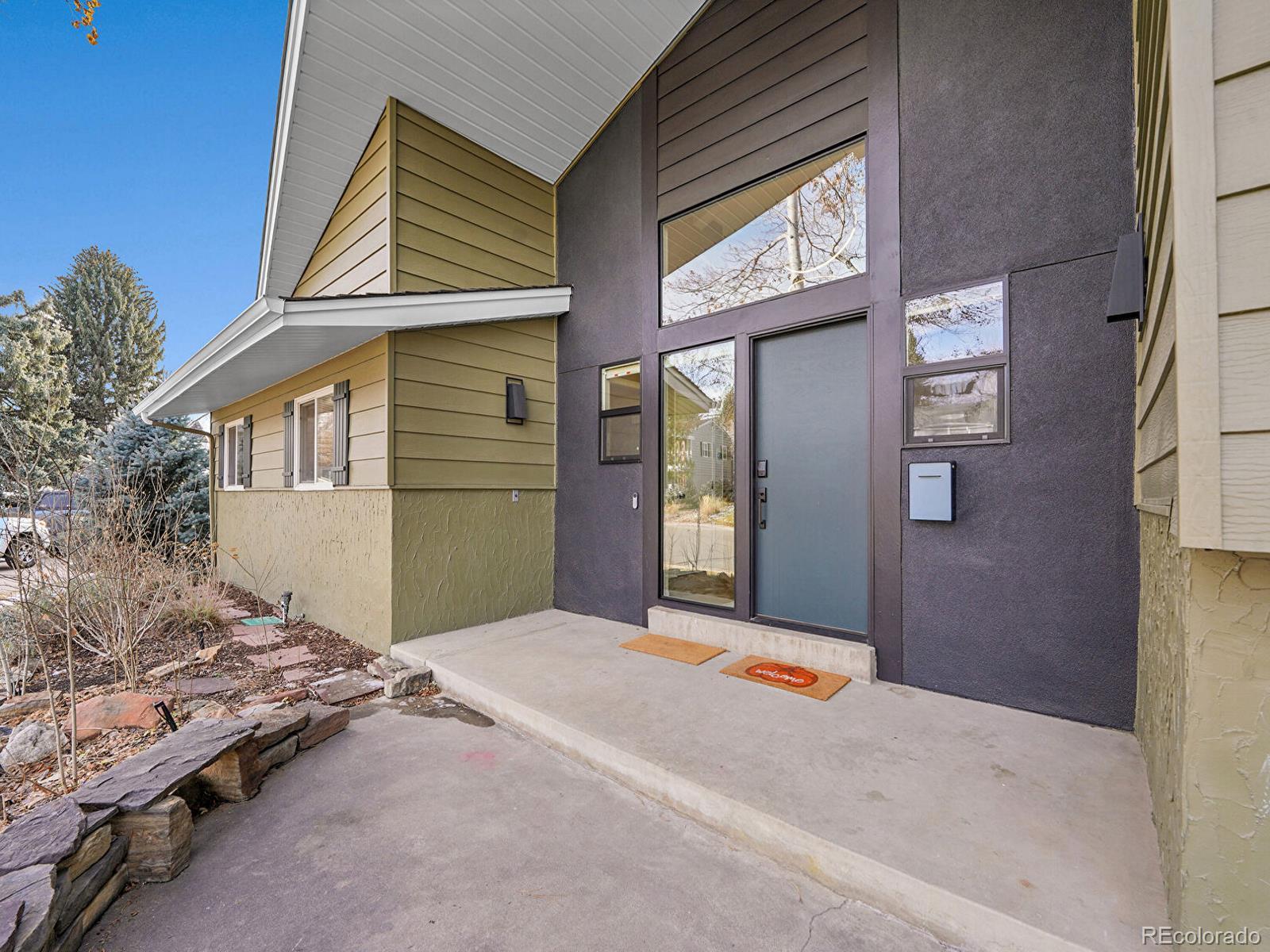 6849 S Elizabeth Circle