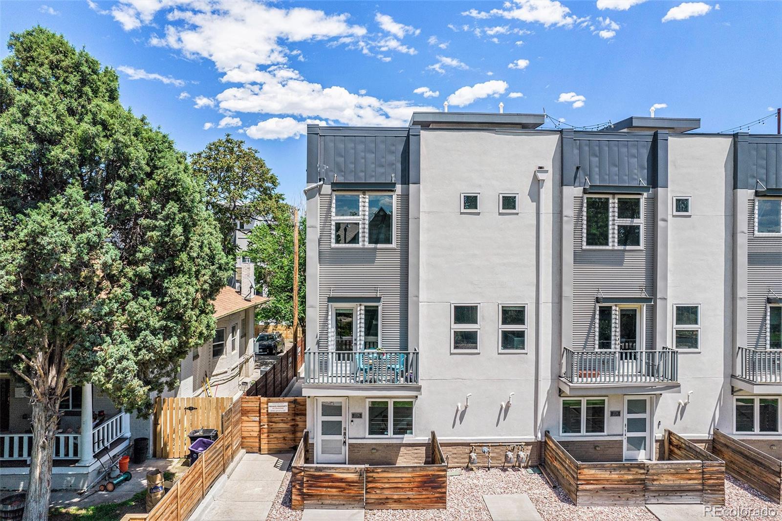2726 Federal Boulevard 1