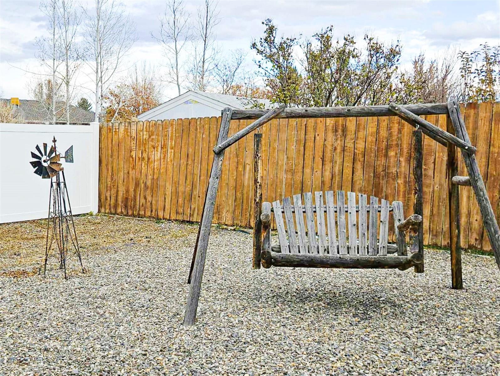 2745 Country Club Way