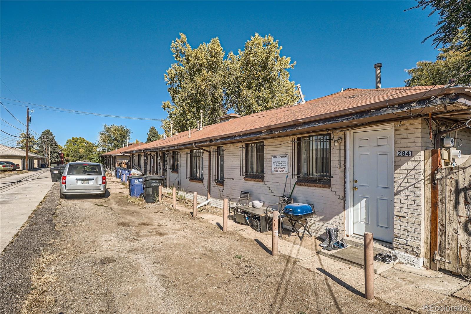 2855 N Harrison Street