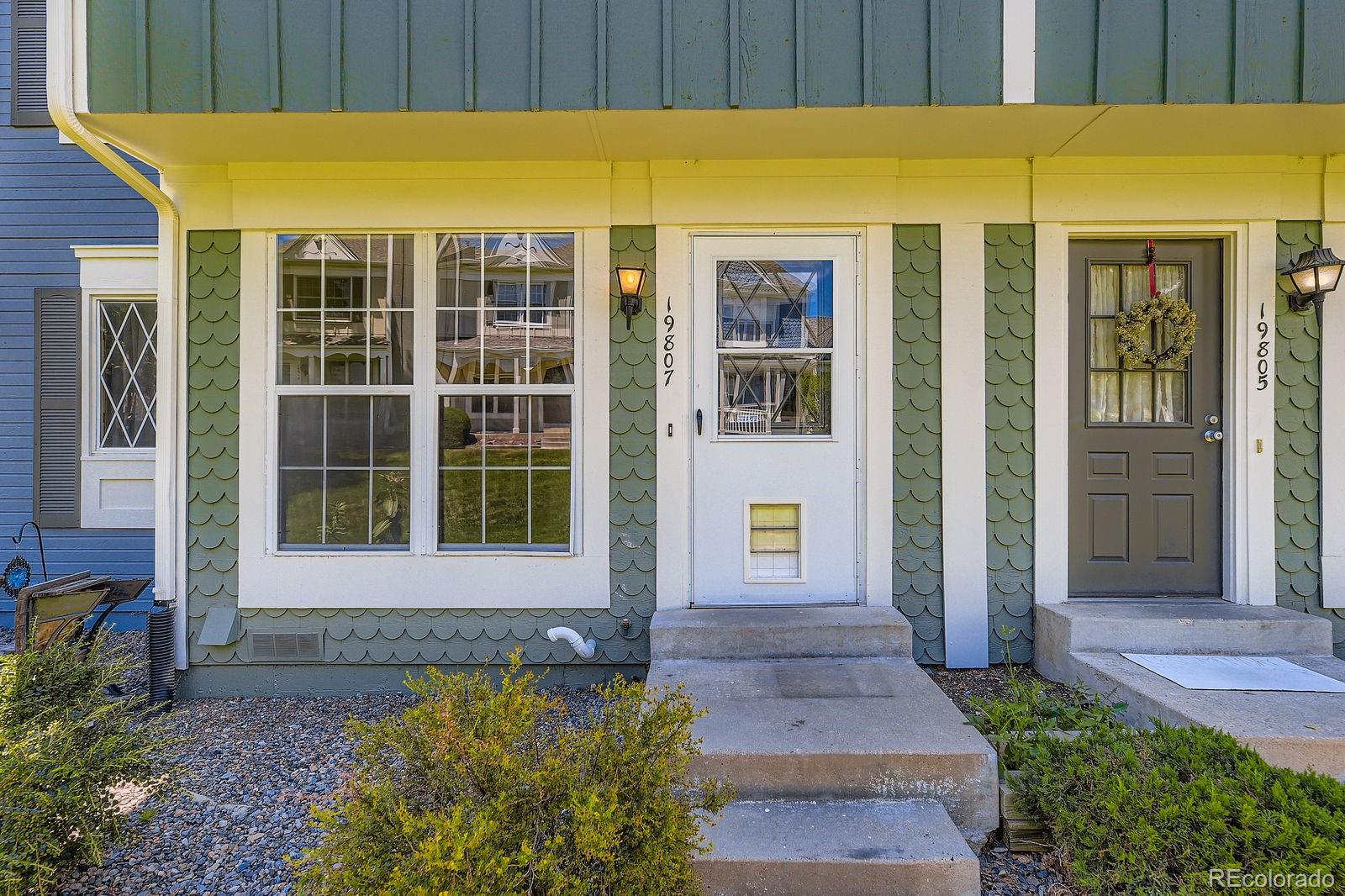 19807 Applewood Court