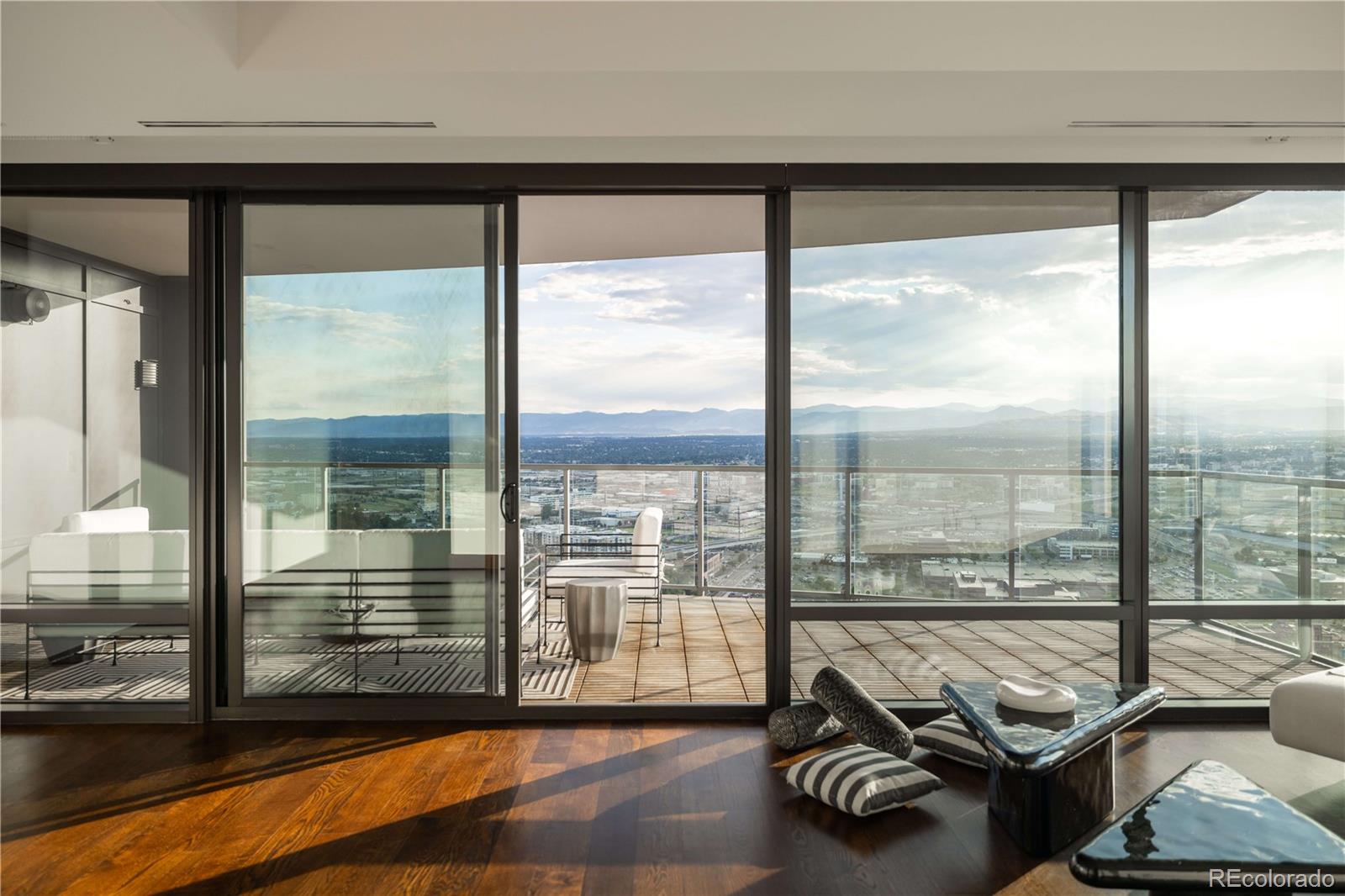 1133 14th Street 3700