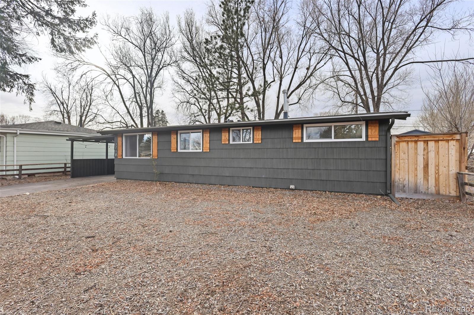 3218 N Arcadia Street