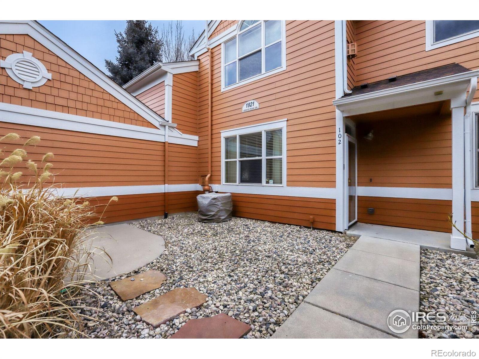 1921 Grays Peak Dr 102 features a Level Lot