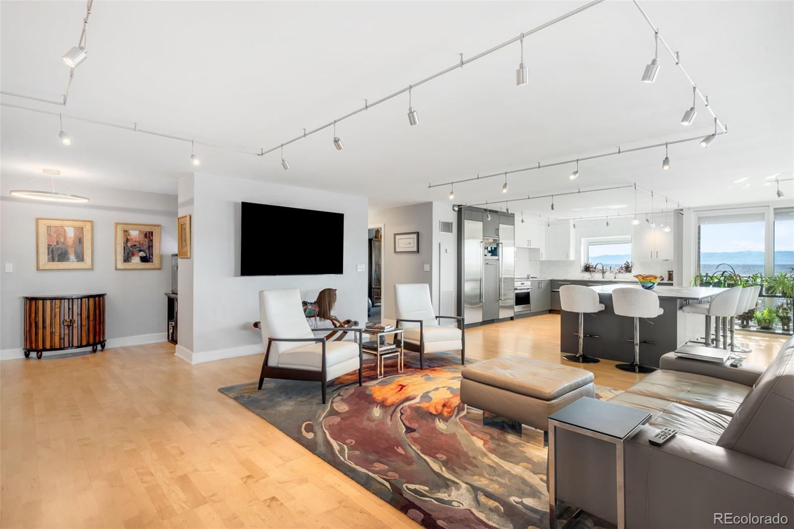 1551 Larimer Street 2701