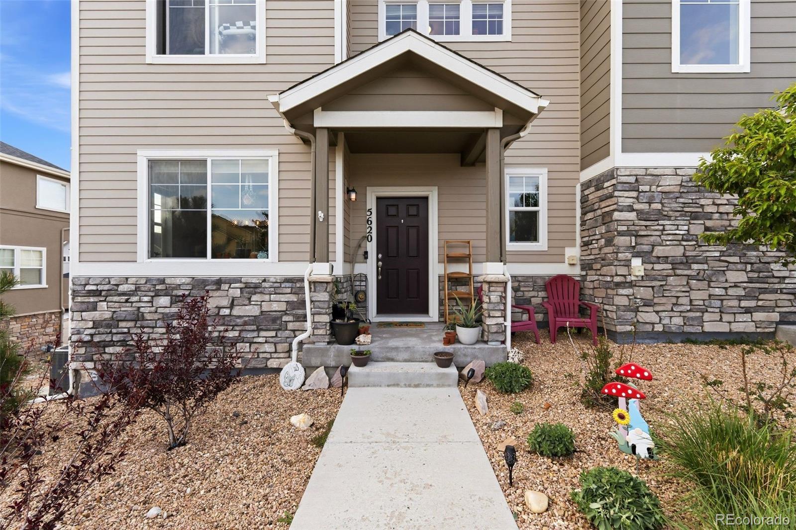 5620 Canyon View Drive