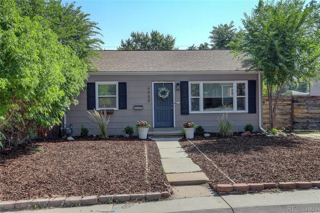 Photo of 4588 S Cherokee Street, Englewood, CO 80110 (MLS # 3229917)