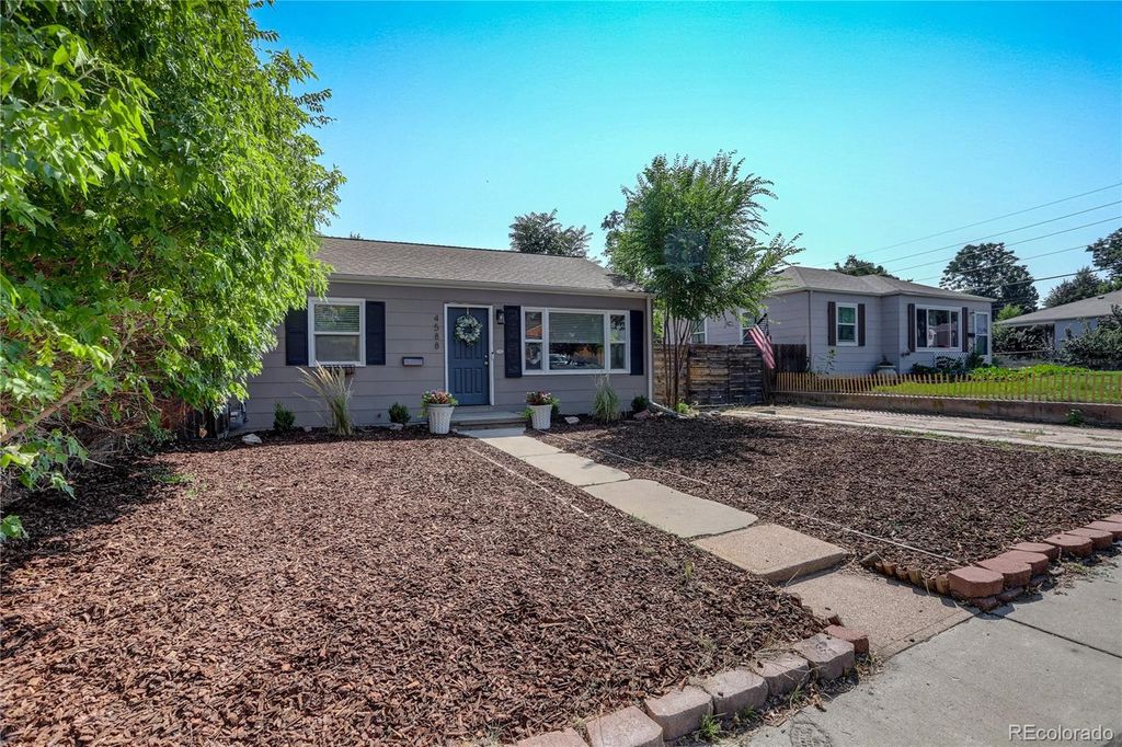 Photo of 4588 S Cherokee Street, Englewood, CO 80110 (MLS # 3229917)