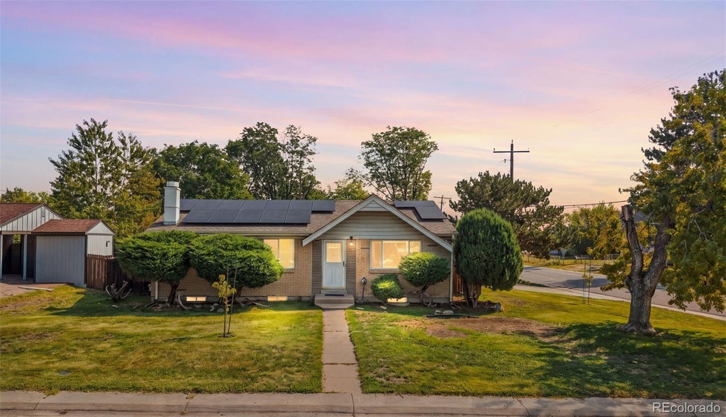 Photo of 194 S Reed Street, Lakewood, CO 80226 (MLS # 2290304)