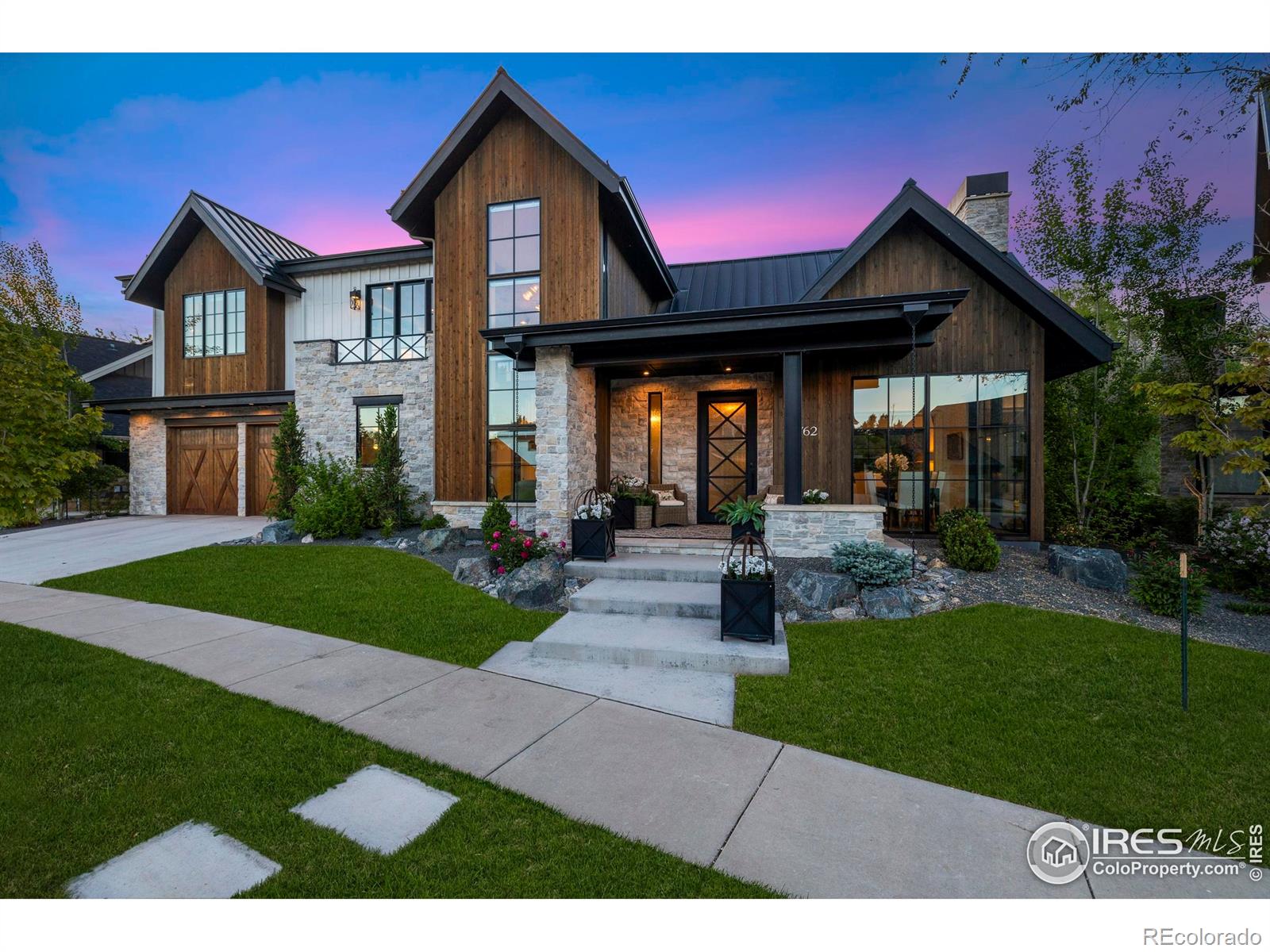 762 Harts Gardens Lane