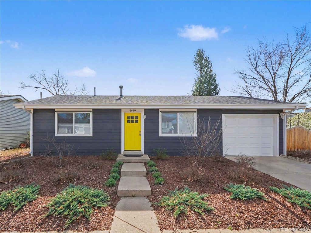 Photo of 1680 Sagrimore Circle, Lafayette, CO 80026 (MLS # 3805136)