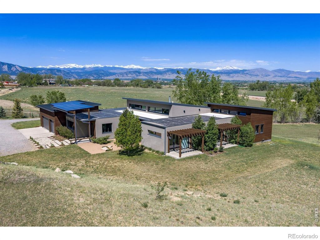 Photo of 8707 Elgin Drive, Lafayette, CO 80026 (MLS # IR1059035)