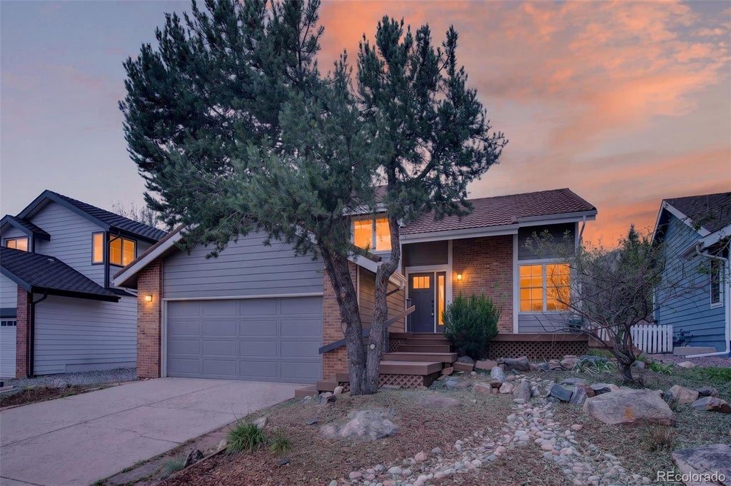 Photo of 13 Manzanita, Littleton, CO 80127 (MLS # 4607815)