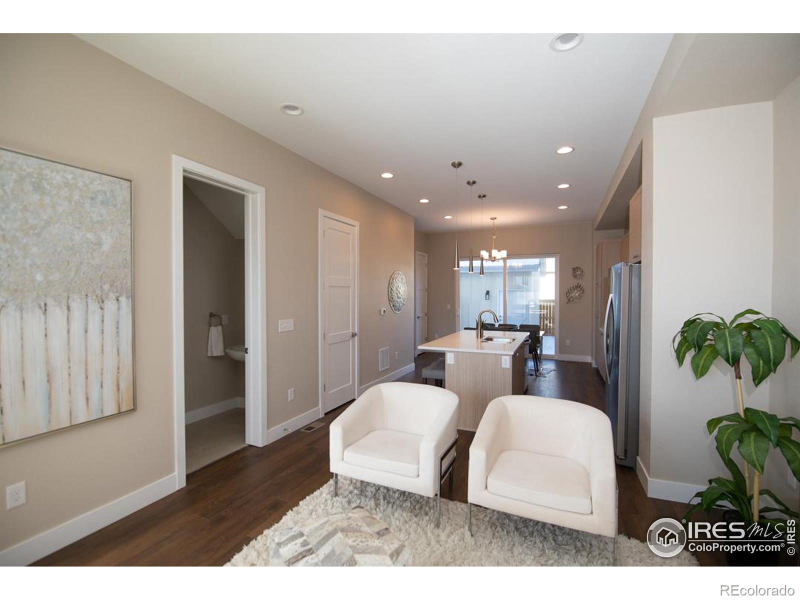 Photo 16 of 22 of 1558 Terry Street townhome