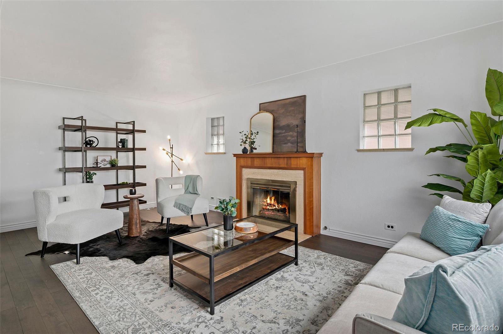 5036 W Moncrieff Place