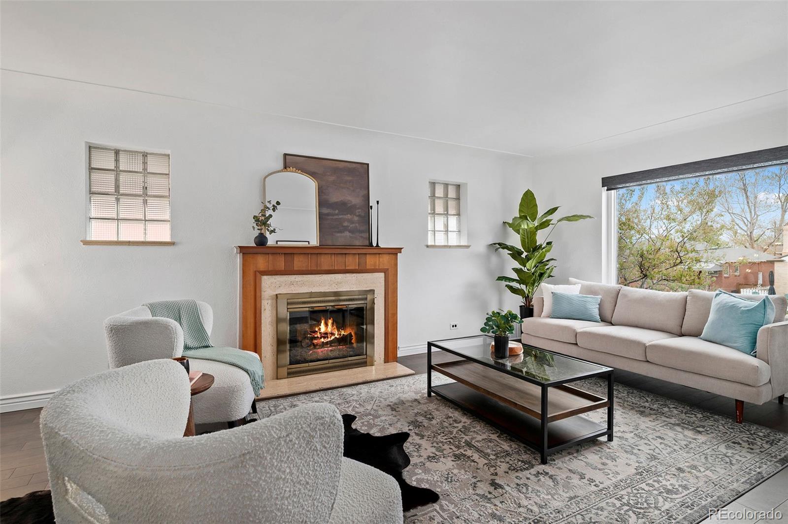 5036 W Moncrieff Place