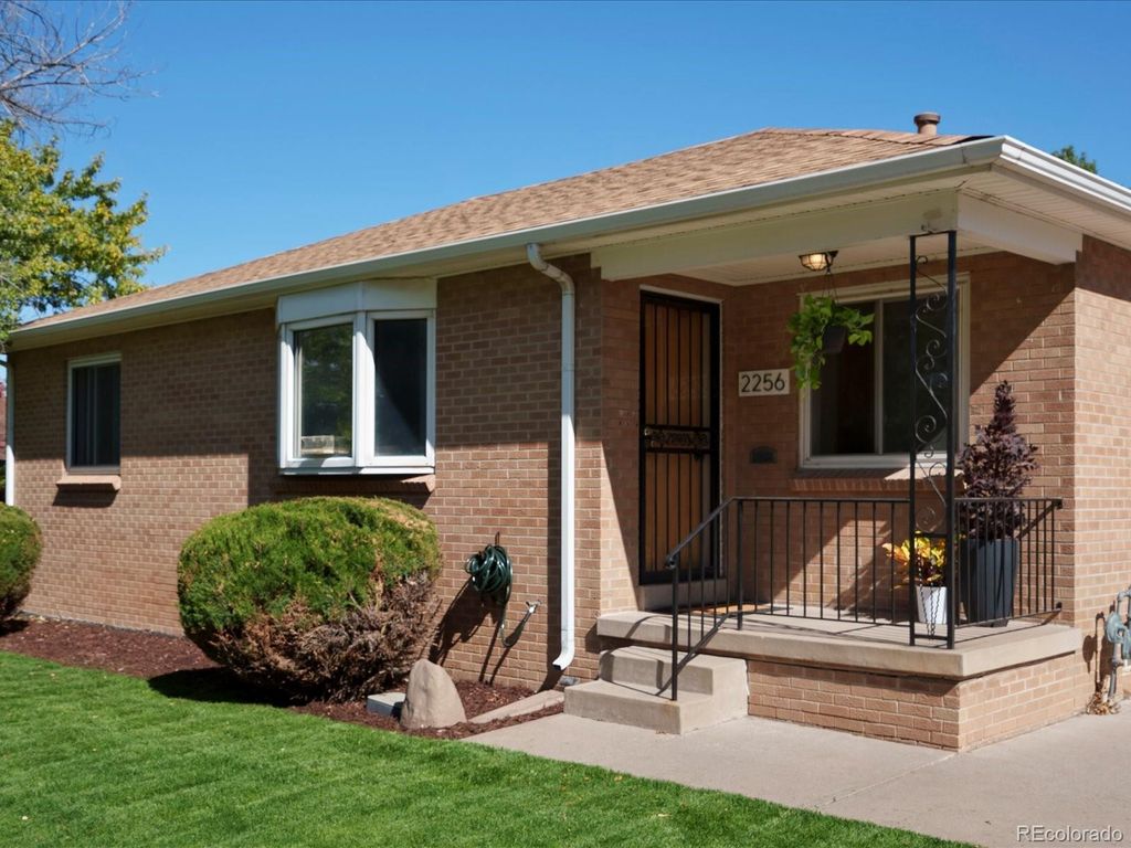 Photo of 2256 S Zenobia Street, Denver, CO 80219 (MLS # 4074283)