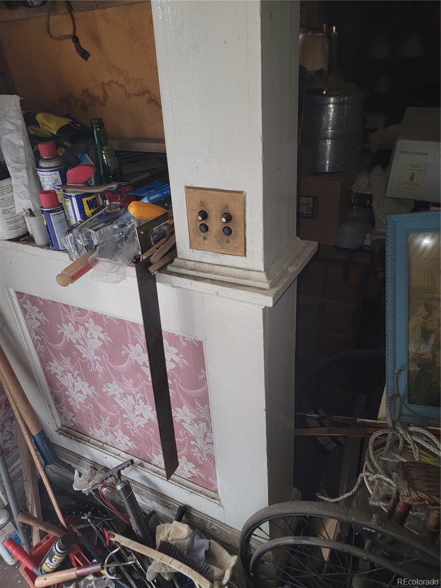 119 W Ellsworth Avenue