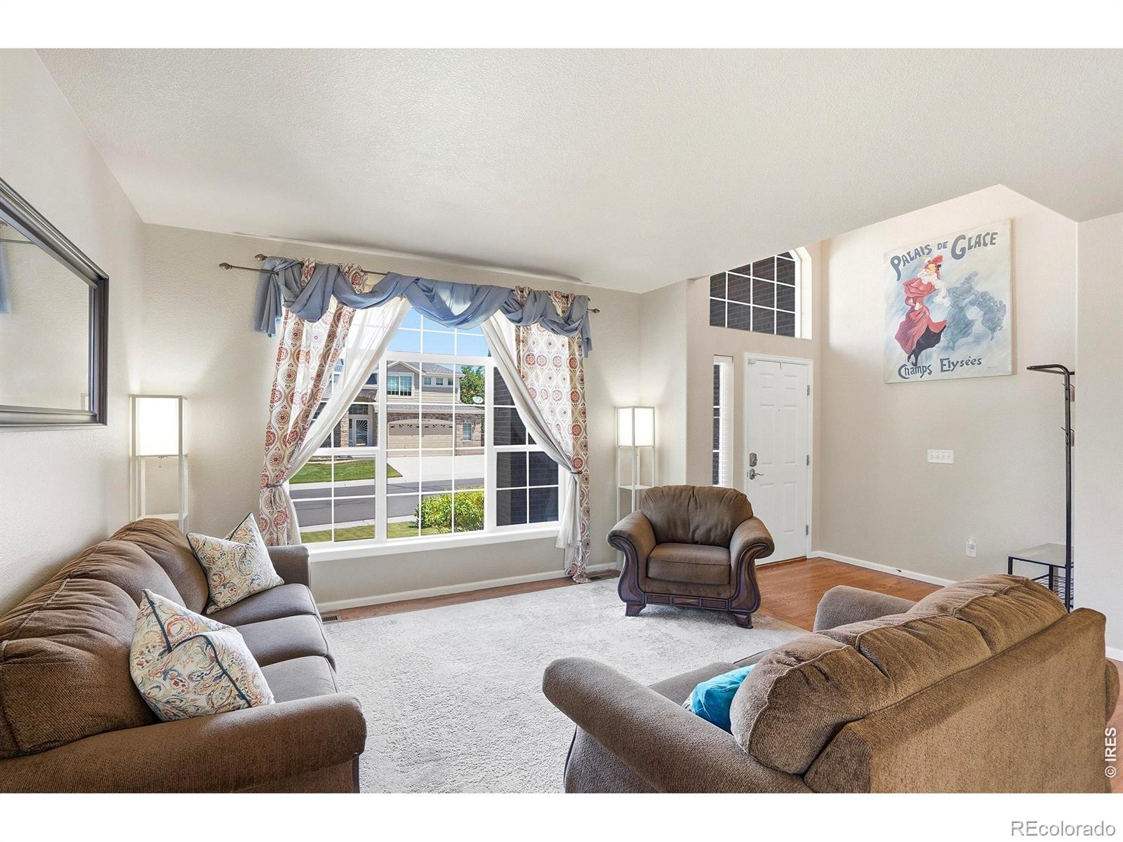 1254 E 100th Lane