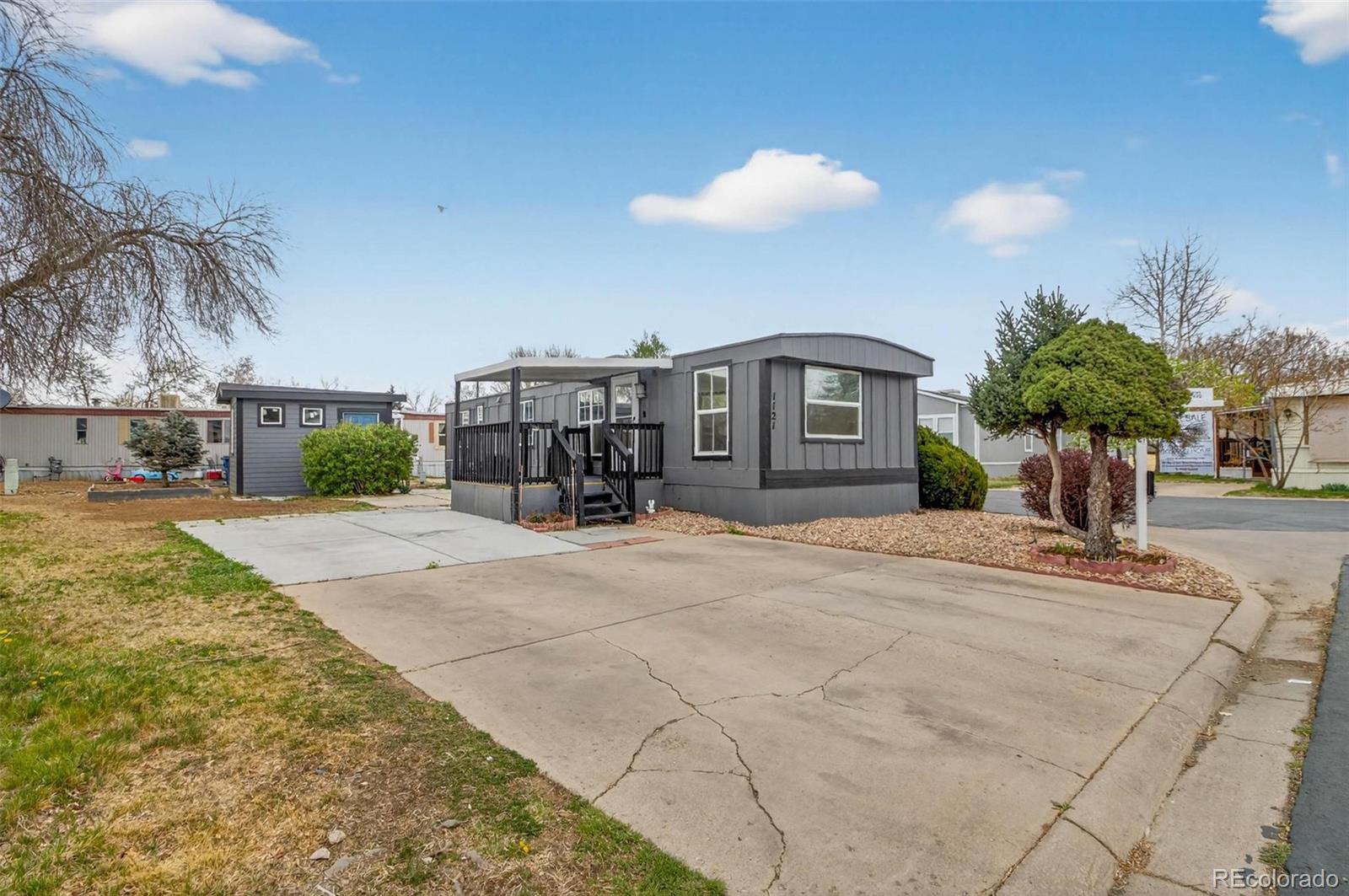 2885 E Midway Boulevard