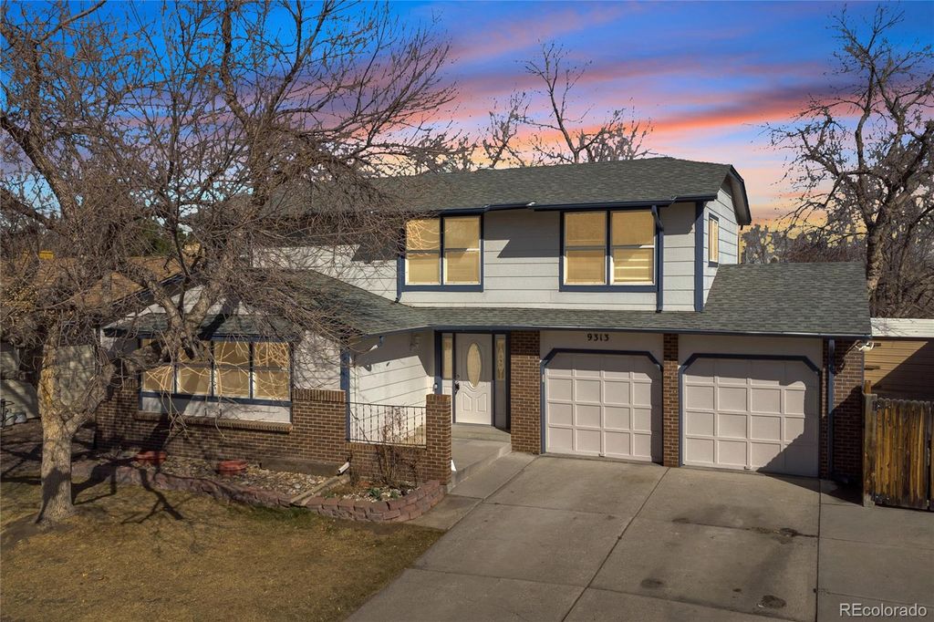 Photo of 9313 W 91st Place, Broomfield, CO 80021 (MLS # 7585680)