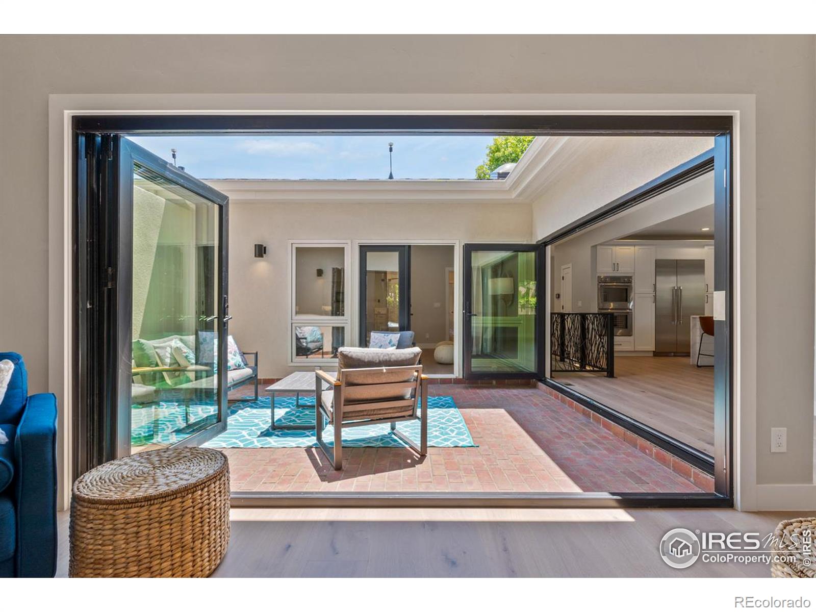 2552 E Alameda Avenue 92