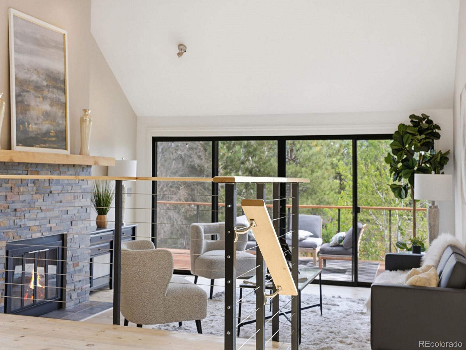 8190 Lakeshore Drive