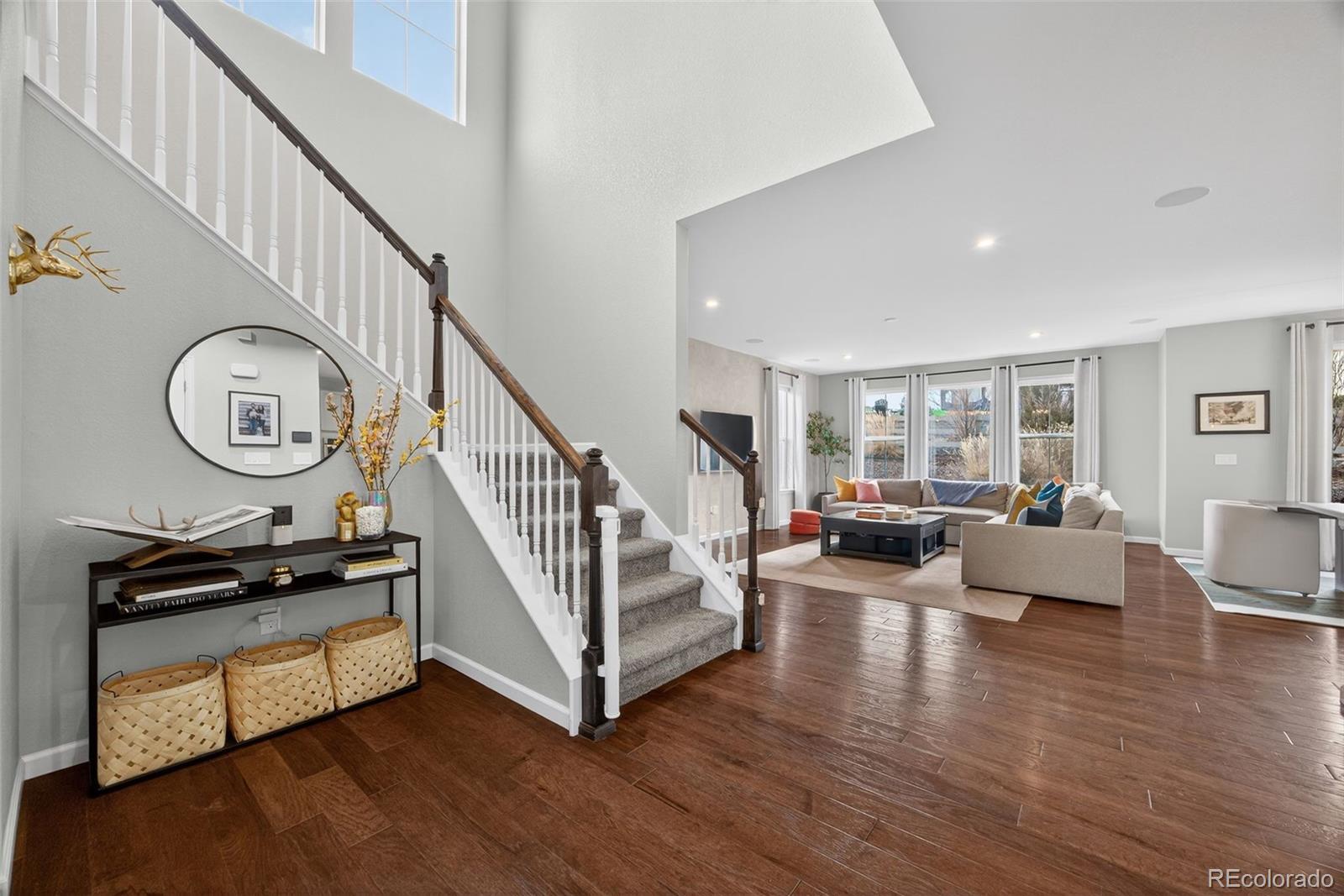 8284 Superior Circle